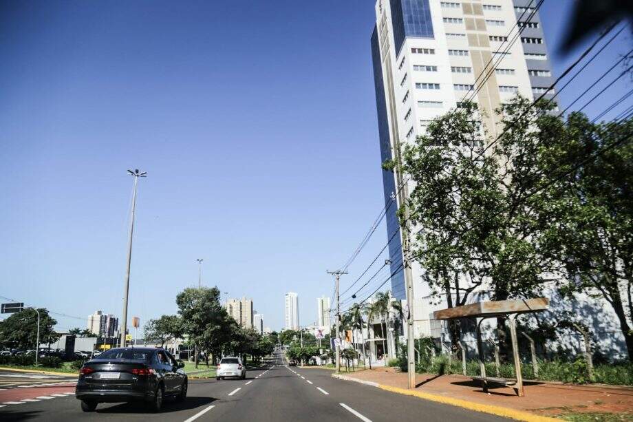 Campo Grande deve ter poucas nuvens no céu no último domingo de 2021