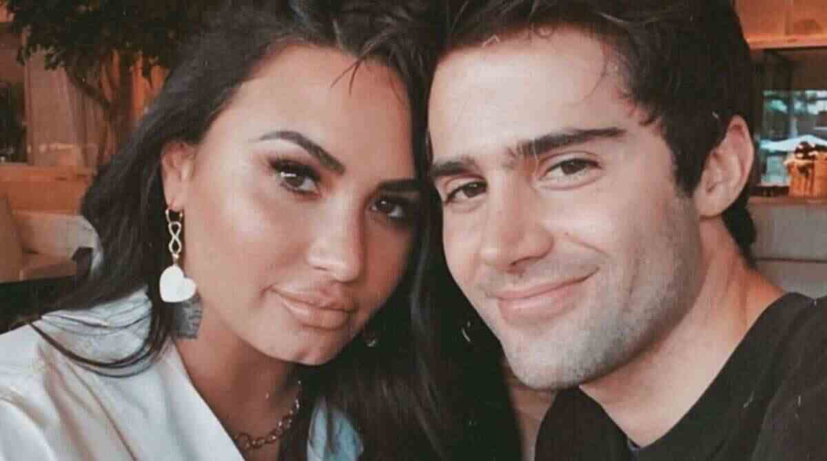 Demi Lovato e Max Ehrich