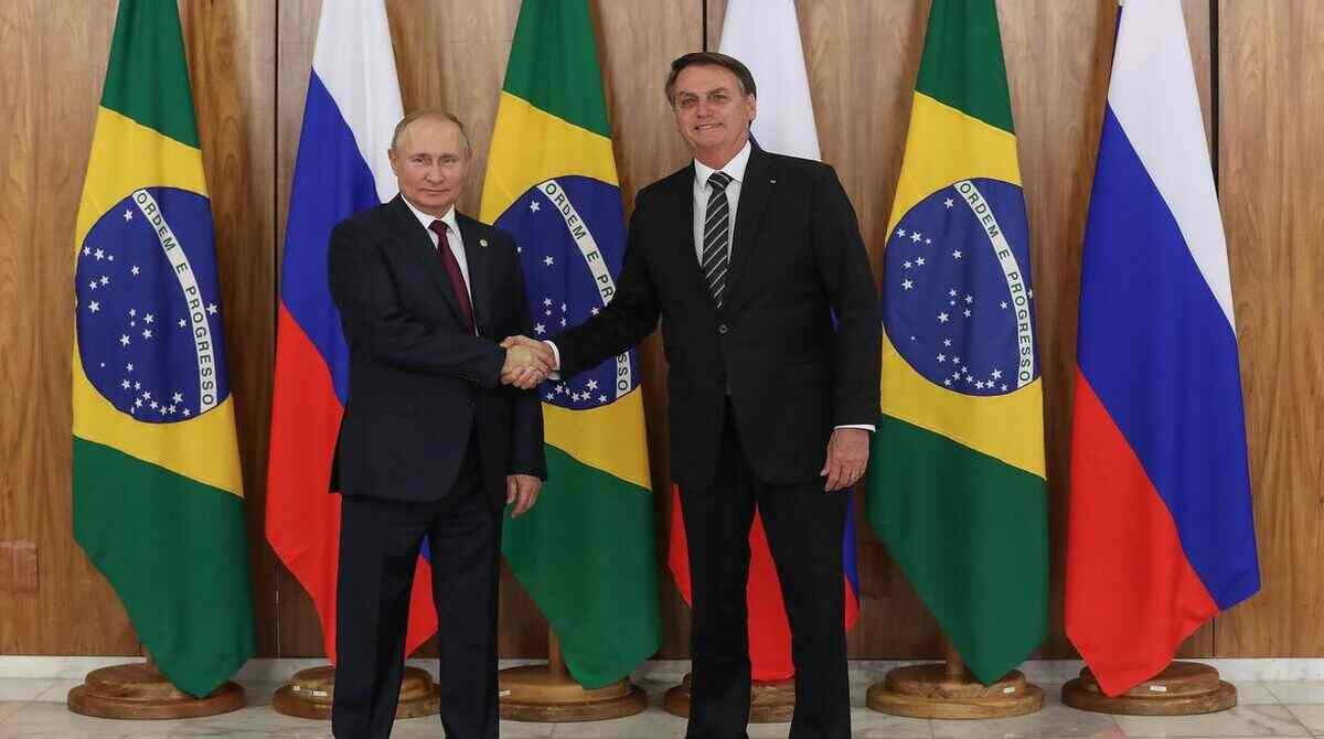 Bolsonaro embarca hoje para a Rússia
