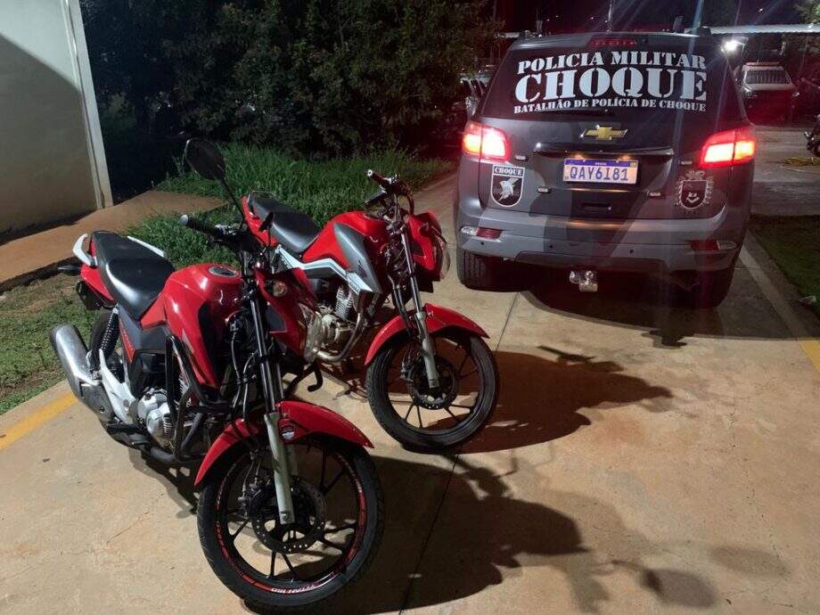PM flagra desmanche de motos ao atender jovem roubada em Campo Grande