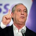 Ciro Gomes acena a mulheres e diz que PDT o apoia apesar de ‘pressões’