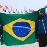 Bindilatti e Jaqueline Mourão serão porta-bandeiras na abertura de Pequim-2022