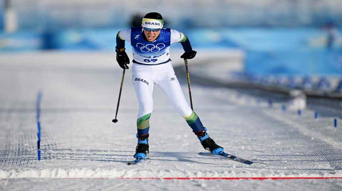 Brasileiras completam os 10 km do esqui cross-country clássico: 'Prova bem dura'
