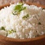 Receita saudável: aprenda a fazer esse delicioso arroz de couve-flor