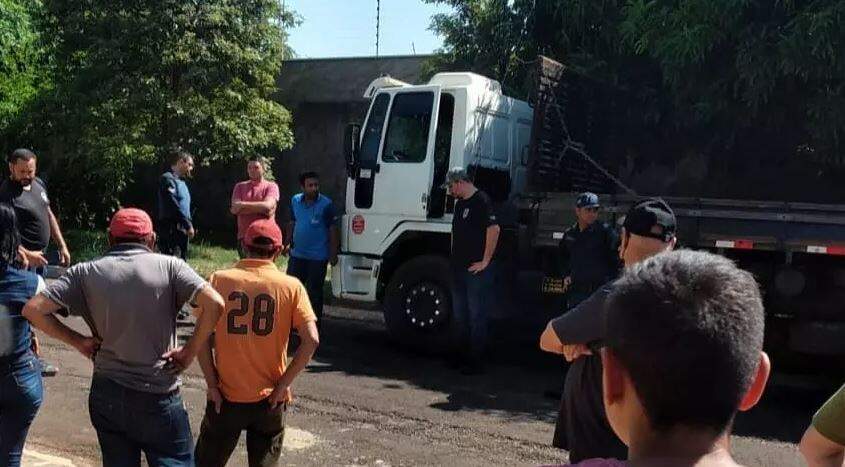Madeireiro de MS é assassinado dentro de caminhão ao chegar em casa