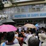 Profissionais de saúde fazem novo protesto na prefeitura de Campo Grande por reajuste salarial