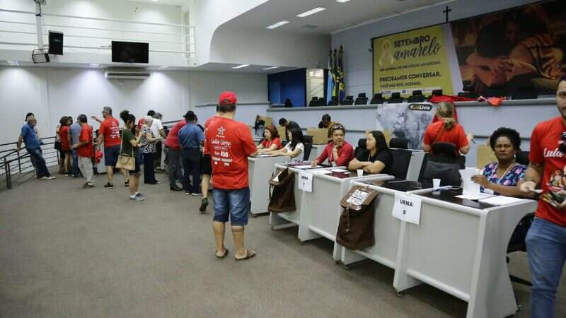 Reunião com integrantes do PT em 2019