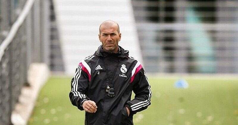 Zidane só aceita comandar PSG se time contratar astro português