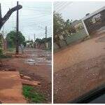VÍDEO: Após chuva, rua no Portal Caiobá volta a ficar com poças e lama