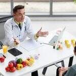 Saúde: neurologista alerta para os impactos da alimentação no corpo