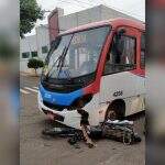 Embriagado, motociclista avança sinal e causa acidente com ônibus no Centro de Campo Grande