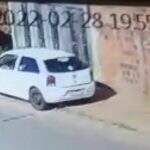 VÍDEO: carro invade calçada e atropela idosa que voltava de igreja no Tarumã
