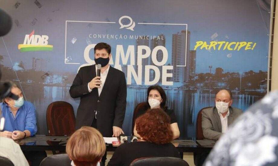 Presidente do MDB acredita que Simone Tebet é a melhor opção para terceira via.