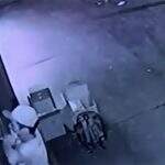 VÍDEO: bandido arromba loja de bolos em Campo Grande e faz ‘limpa’
