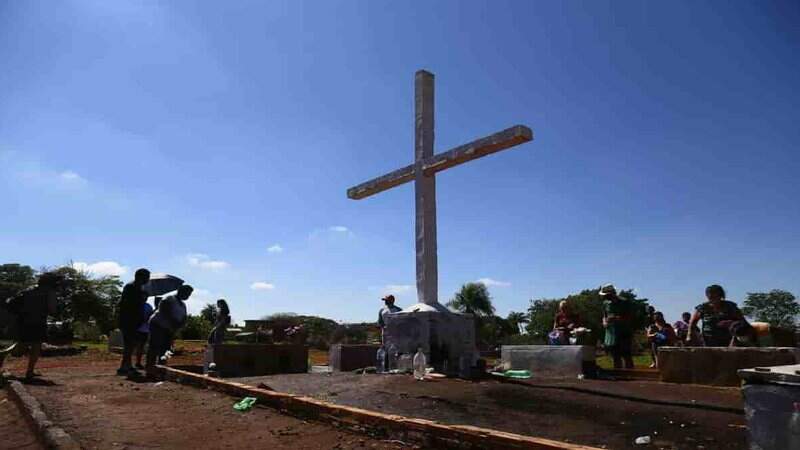 Quatro sepultamentos serão realizados nesta quarta-feira em Campo Grande