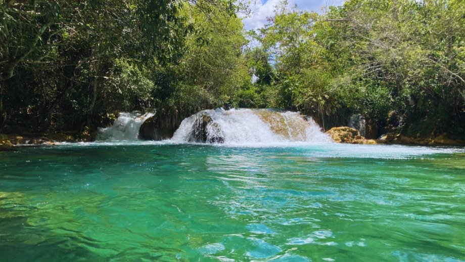 Cachoeira no Camping Rio Formoso