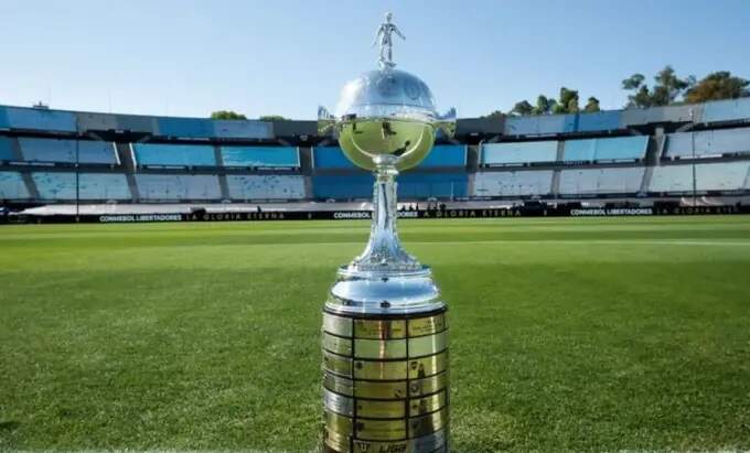 Flamengo, Athletico-PR e Corinthians: Onde assistir aos jogos da Libertadores nesta terça?