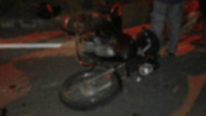 Motociclista é encontrado inconsciente por moradores no meio da rua em MS