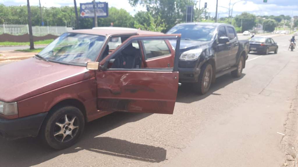 Cunhado bateu no carro da vítima