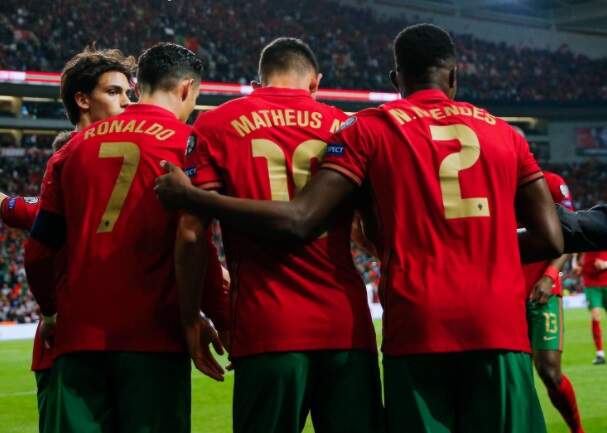 Portugal vence Turquia por 3 a 1 e se aproxima da Copa do Mundo