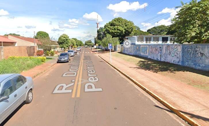 Rua Dona Deolinda Pereira de Souza (Google Street View)