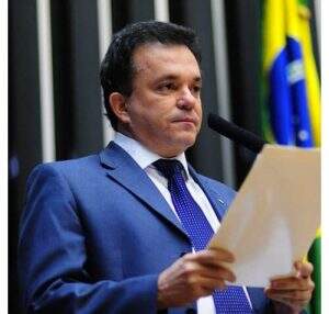 Deputado federal Vander Loubet.