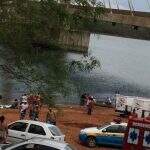 Sogro e genro desaparecem enquanto nadavam até barcaça no rio Paranaíba, em MS