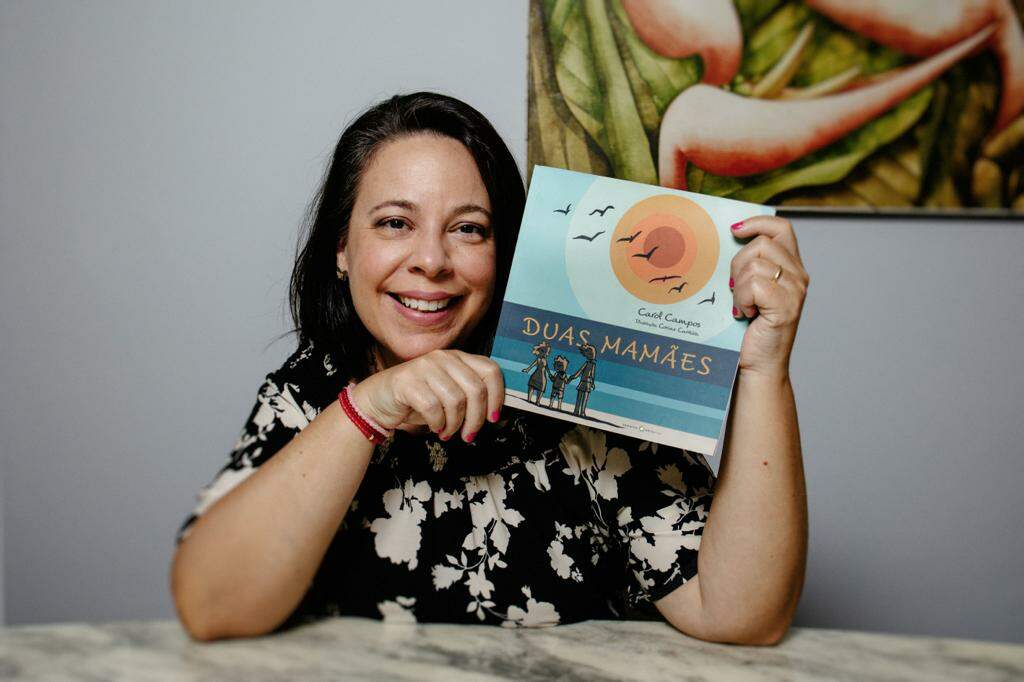 Carol Campos autora do livro Duas Mamaes. Foto Carolina Pires 1 - Mulheres criam rede de palavras e afeto e inspiram novas obras literárias