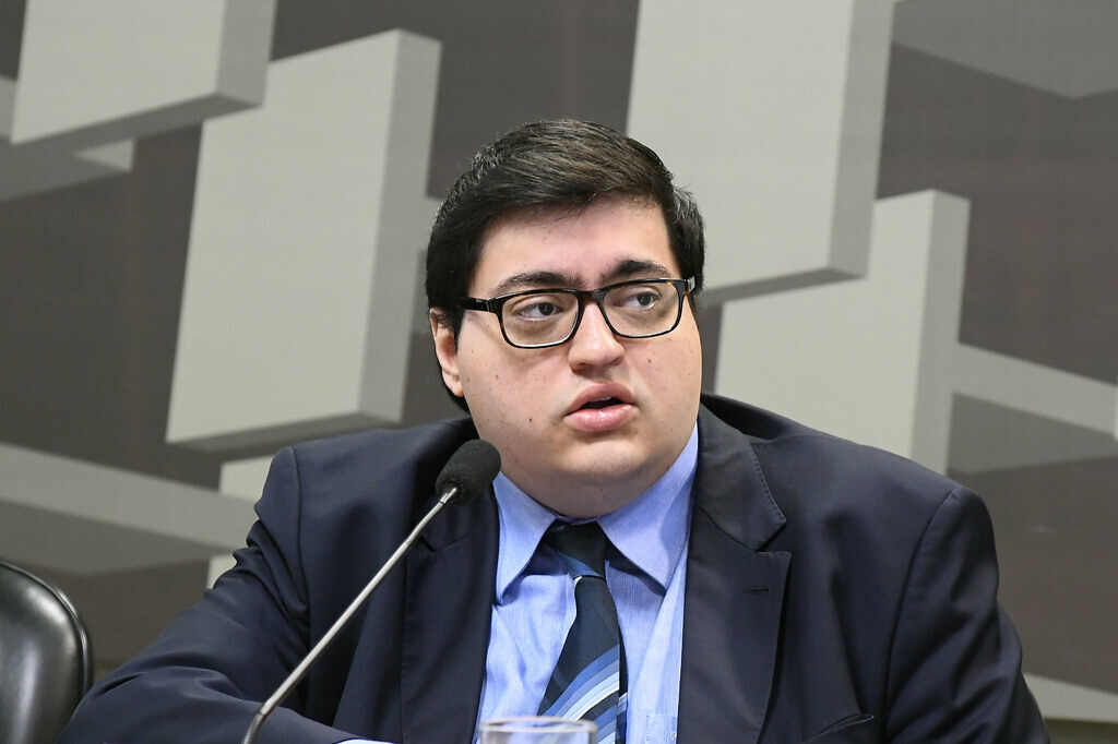Felipe Salto defende austeridade fiscal com responsabilidade social em SP