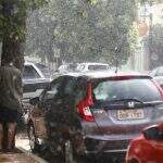 Após alertas do Inmet, chuva cai no começo da tarde desta segunda em Campo Grande