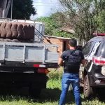 Polícia encontra mais de 2,5 toneladas de maconha em caminhonete dentro de casa