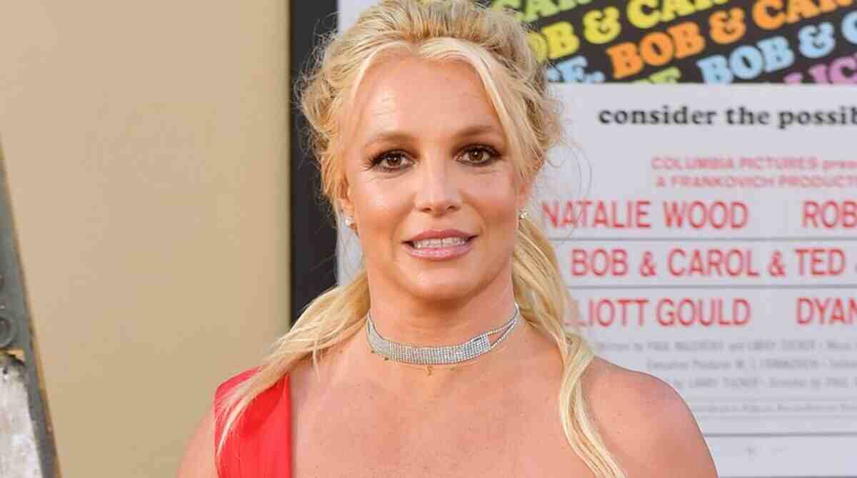 Britney Spears não vai depor contra o pai em caso de abuso