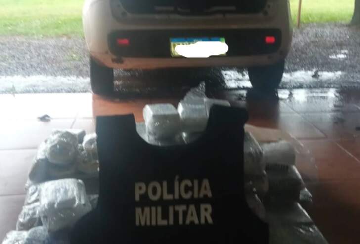 Polícia apreende R$ 220 mil em produtos contrabandeados durante abordagem