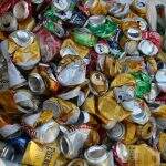 Brasil registra reciclagem de 98,7% de latas de alumínio em 2021