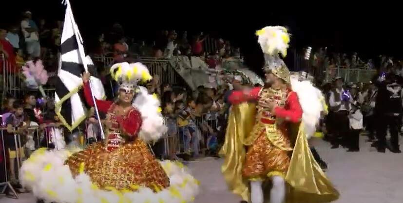 Escolas de samba encerram desfiles do Carnaval em Campo Grande