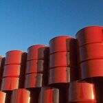 Estoques de petróleo nos EUA sobem 2,421 milhões de barris na semana, diz DoE
