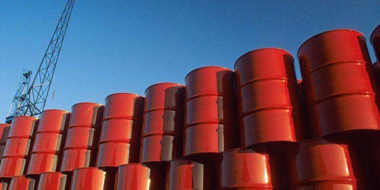 Estoques de petróleo nos EUA sobem 9,382 milhões de barris na semana, diz DoE