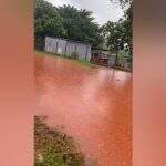 VÍDEO: Rua ‘desaparece’ após ficar alagada durante chuva no bairro Perpétuo Socorro