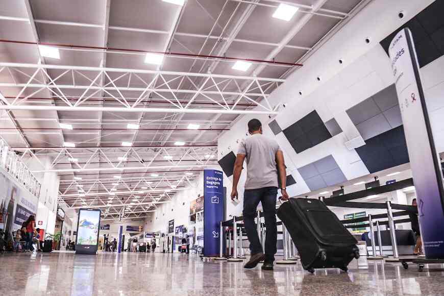 Aeroporto de Campo Grande está aberto para pousos e decolagens nesta segunda-feira