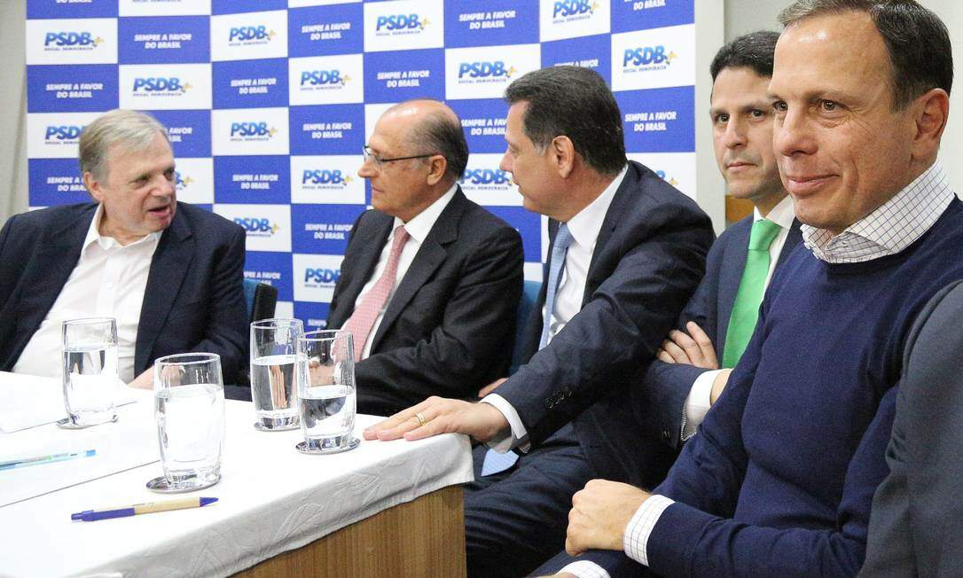Bancada tucana no Congresso pede candidatura única de PSDB, MDB e Cidadania