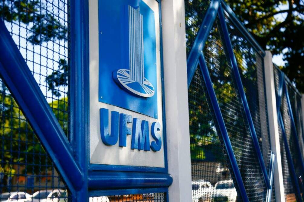 UFMS abre processo seletivo para contratar 27 professores substitutos