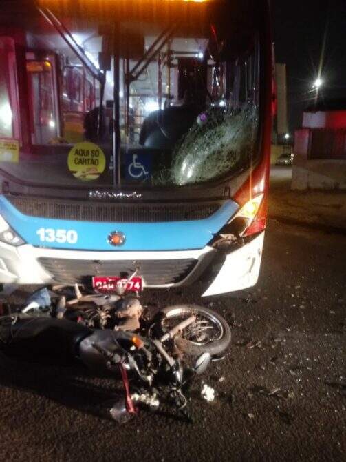 WhatsApp Image 2022 05 31 at 20.47.37 5 - Motociclista fica em estado gravíssimo em colisão com ônibus na Piratininga
