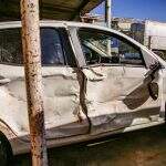 Motorista lançado de veículo pegou carro de cliente em lava-jato e causou prejuízo de R$ 15 mil