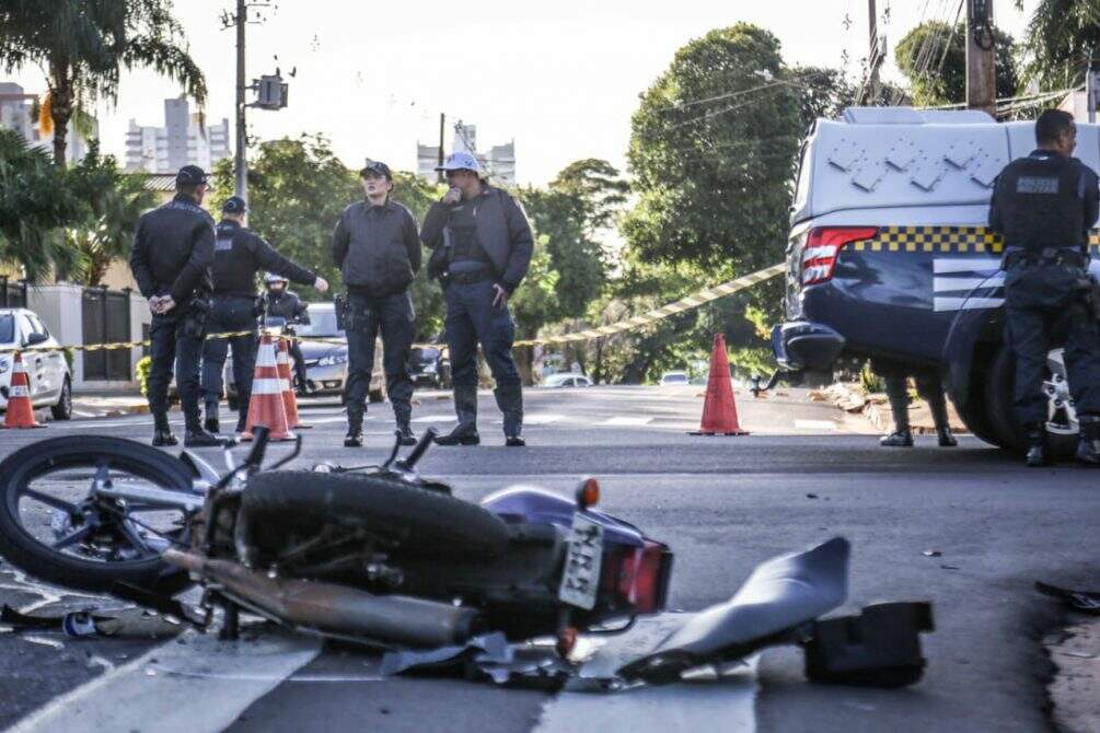 batida11 - Motociclista é arremessado por 10 metros e morre na região central de Campo Grande