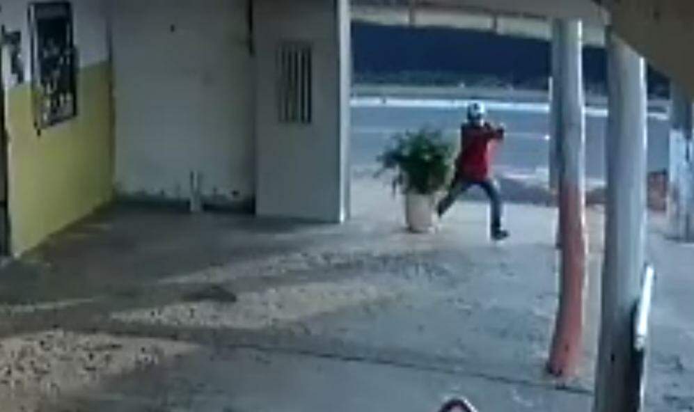 VÍDEO mostra atirador matando dono de lava-jato na Avenida das Bandeiras em Campo Grande
