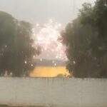 VÍDEO: Ventania provoca ‘show pirotécnico’ em fiação durante temporal em Sidrolândia