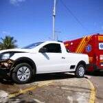 Motorista sofre mau súbito e colide em placa de sinalização em Campo Grande