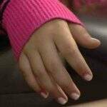 Menina de 5 anos se recusa a usar vestidos e mãe descobre estupro de padrinho em MS