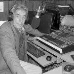 Natal de Barros começou carreira nas rádios na década de 80
