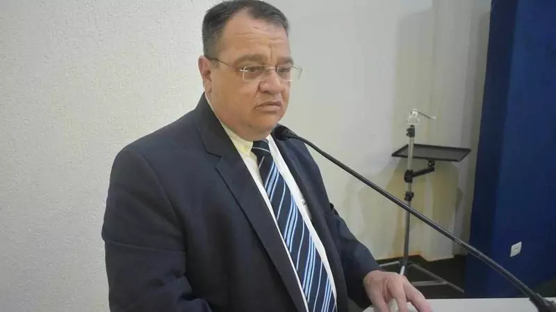 prefeito ribas 1 - Câmara convoca sessão para apurar denúncia contra prefeito de Ribas do Rio Pardo